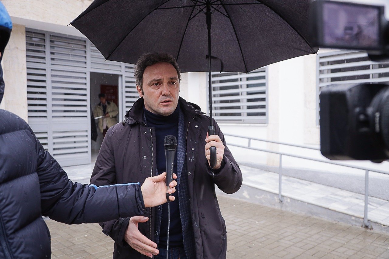 Spahia në qëndrën shendëtësore 10 : Personeli shëndetsor i rrezikuar seriozisht, asnjë masë mbrojtëse ndaj corona virus-it