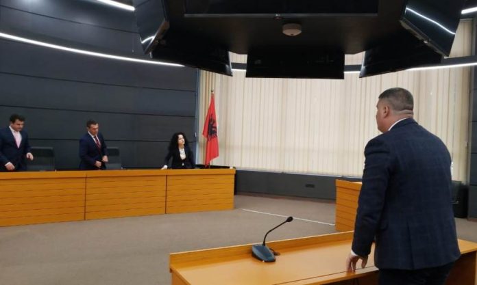 Problemet me pasurinë largojnë nga sistemi i drejtësisë Besnik Canin