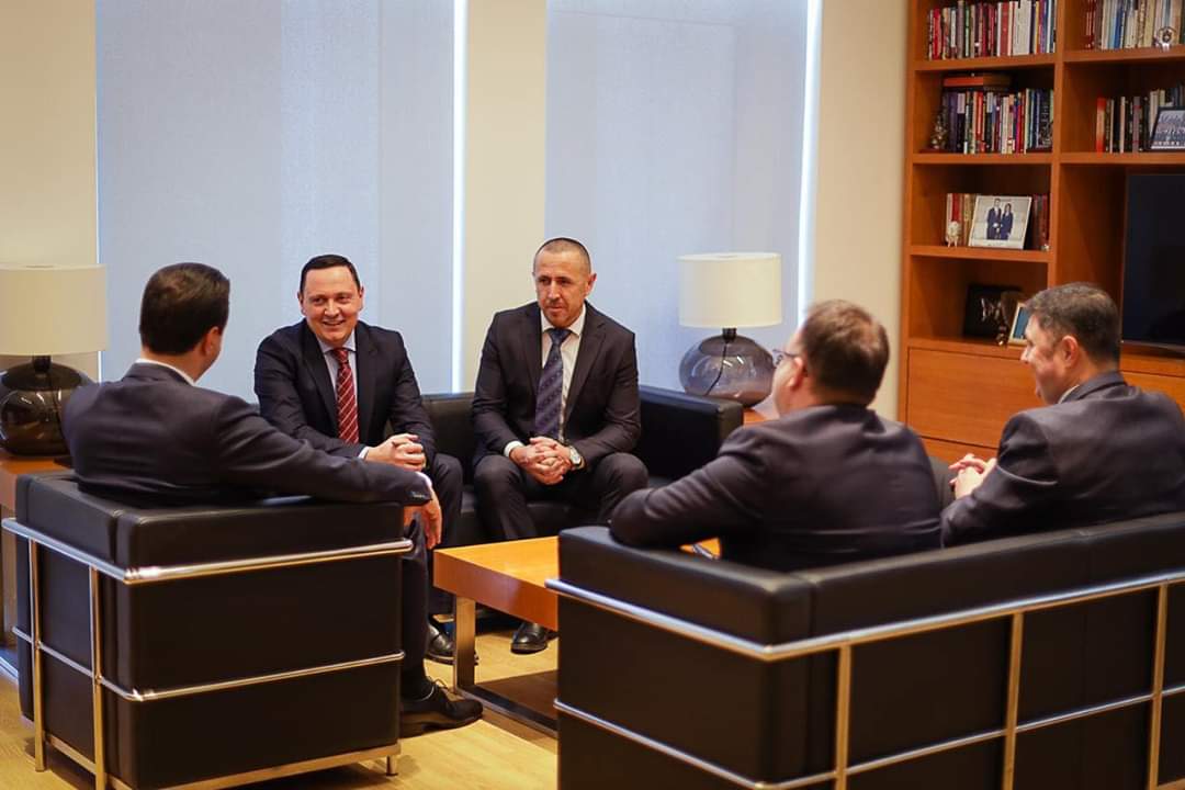 Basha zbardh takimin me liderët shqiptarë: Pres me kënaqësi të vizitoj Luginën e Preshevës