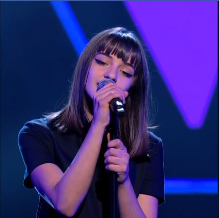 VIDEO/Vajza e Robert Aliajt mahnitëse në skenën e ‘The Voice of Belgium’, juria kthehet e gjitha