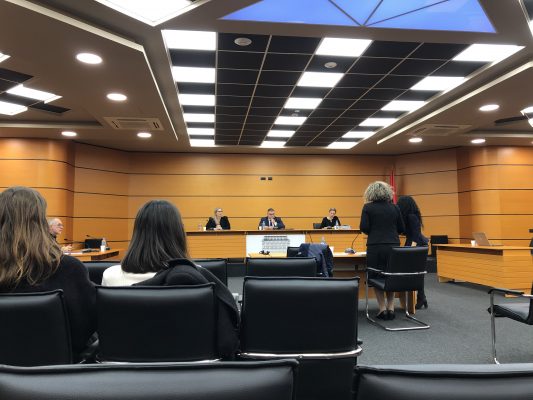 U bë pjesë e Gjykatës së Posaçme pa kaluar Vetingun, merret vendimi për gjyqtaren e njohur