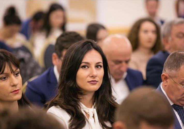 Vrasja në Rrëshen sjell reagimin e fortë të ish-deputetes: Me Edi Ramën gratë dhe vajzat janë vetëm fasadë!