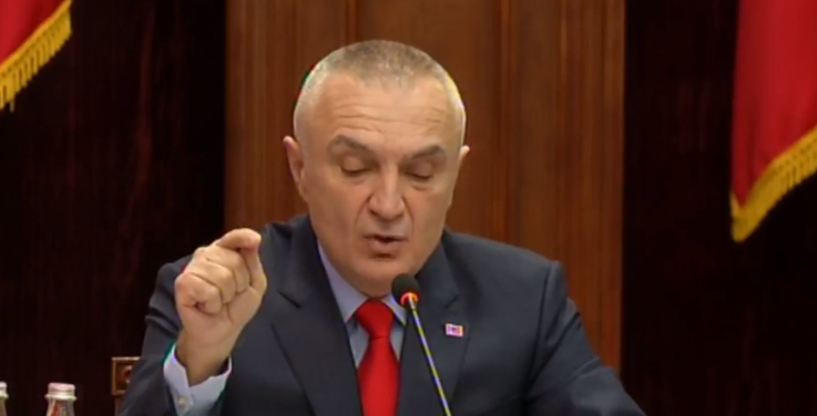 “Në 2 Mars iu pres në Bulevard”, Meta nxjerr dekretin e parë për ‘shpartallimin’ e grushtit të shtetit, mesazh për Ramën