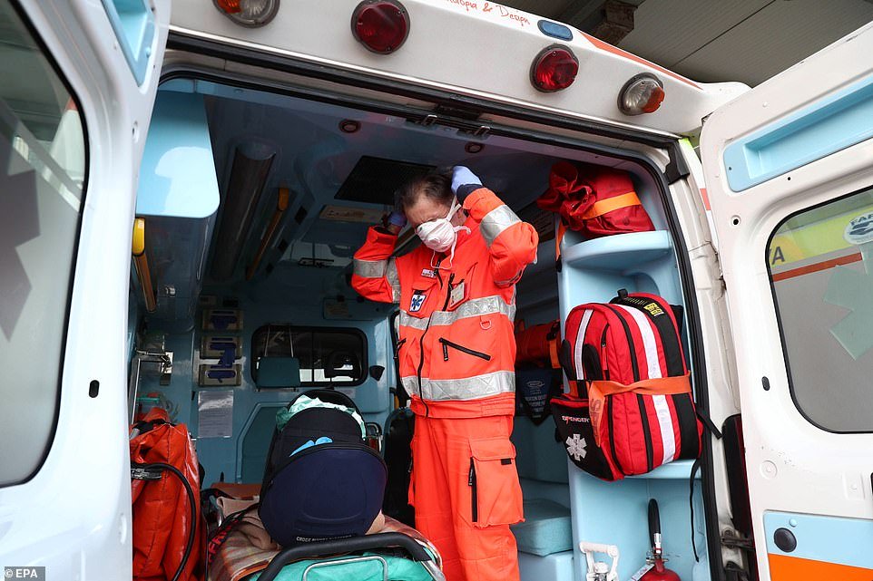 Milanezët zbrazën marketet, mesazhi i ndjerë i kryetarit të bashkisë