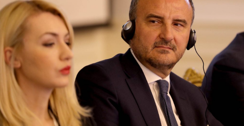 U përfol për një lidhje me zv.ministren Kuko, ambasadori Soreca reagon për herë të parë