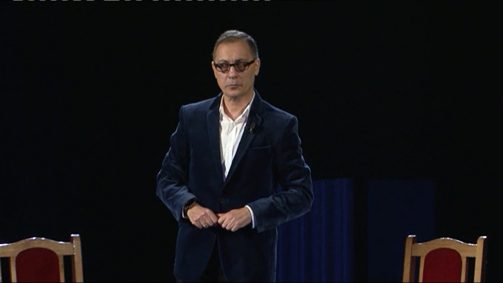 Adi Krasta, pse gazetari mos te merret me politike!