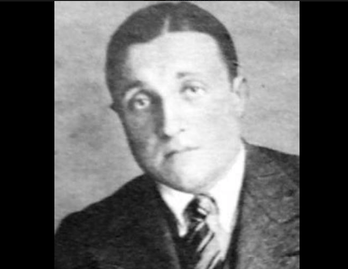 “Babai im diplomuar ne Sorbone e mik i kryeministrit francez, punoi hamall ne Zall te Kirit”