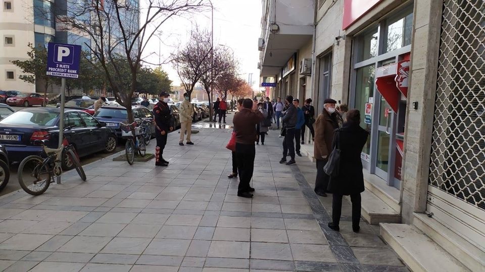 LAJMI I FUNDIT/ Ndalohen fluturimet per Gjermani, Austri, Zvicer dhe Hungari