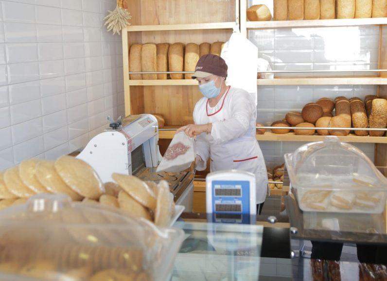 Basha ben apel: Qeveria te beje punen e saj, jo punen e mjekut