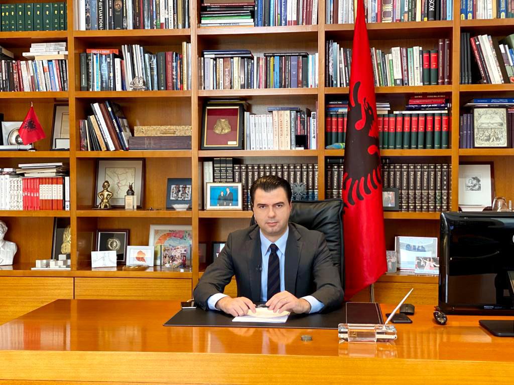 “Po të ishit kryeministër”, Basha me 3 prioritete emergjente