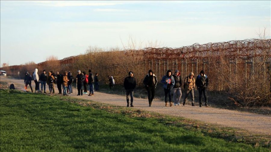 Tension i madh ne kufirin greko-turk, 3 milione emigrante ne kufijte e Europes