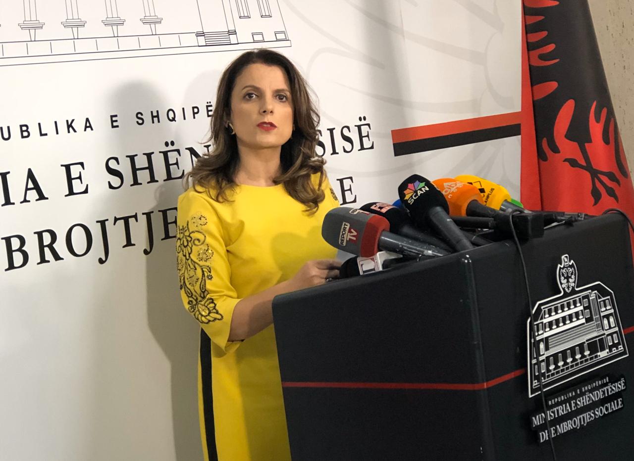 Testohen rastet e reja të dyshimta në Shqipëri, ministria sugjeron dhe vetëkarantim 14-ditor