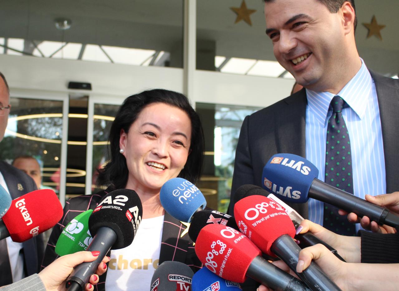 Basha 2 orë takim me ambasadoren Yuri Kim: Biseda mbetet mes nesh