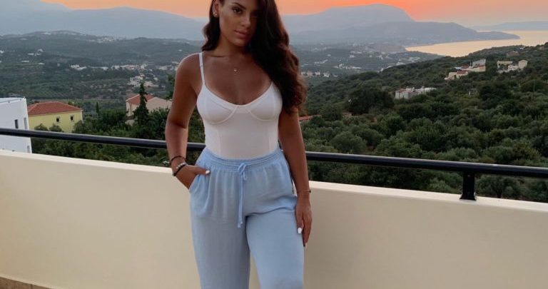 Një shqiptare tregon luftën e saj me koronavirusin: Nisi me kollë, dhe përfundoi me probleme në frymëmarrje…