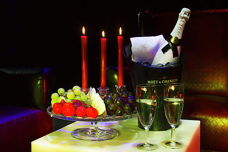 Shkencëtarët gjermanë e zvicerianë: Uiski, raki e xhin, ja cfarë ndodh me virusin