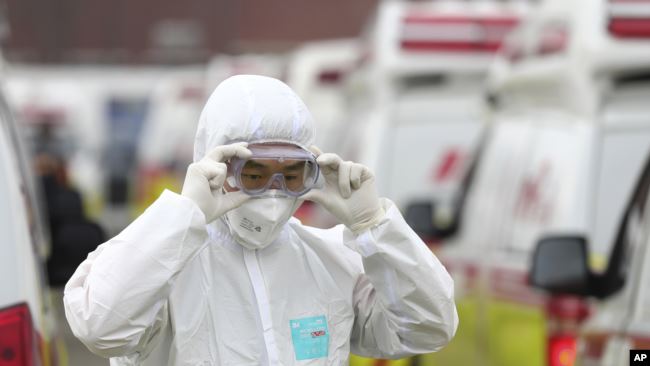 Koreja e Jugut ja si po e lufton koronavirusin, qasje më e butë përmes informimit dhe jo izolimit