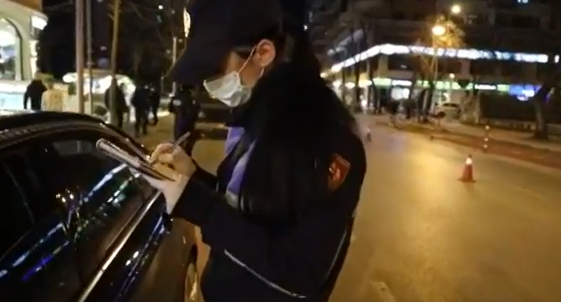 15 postblloqe ne Tirane mes policise dhe ushtrise, ne kerkim te personave qe duhej te ishin karantinuar