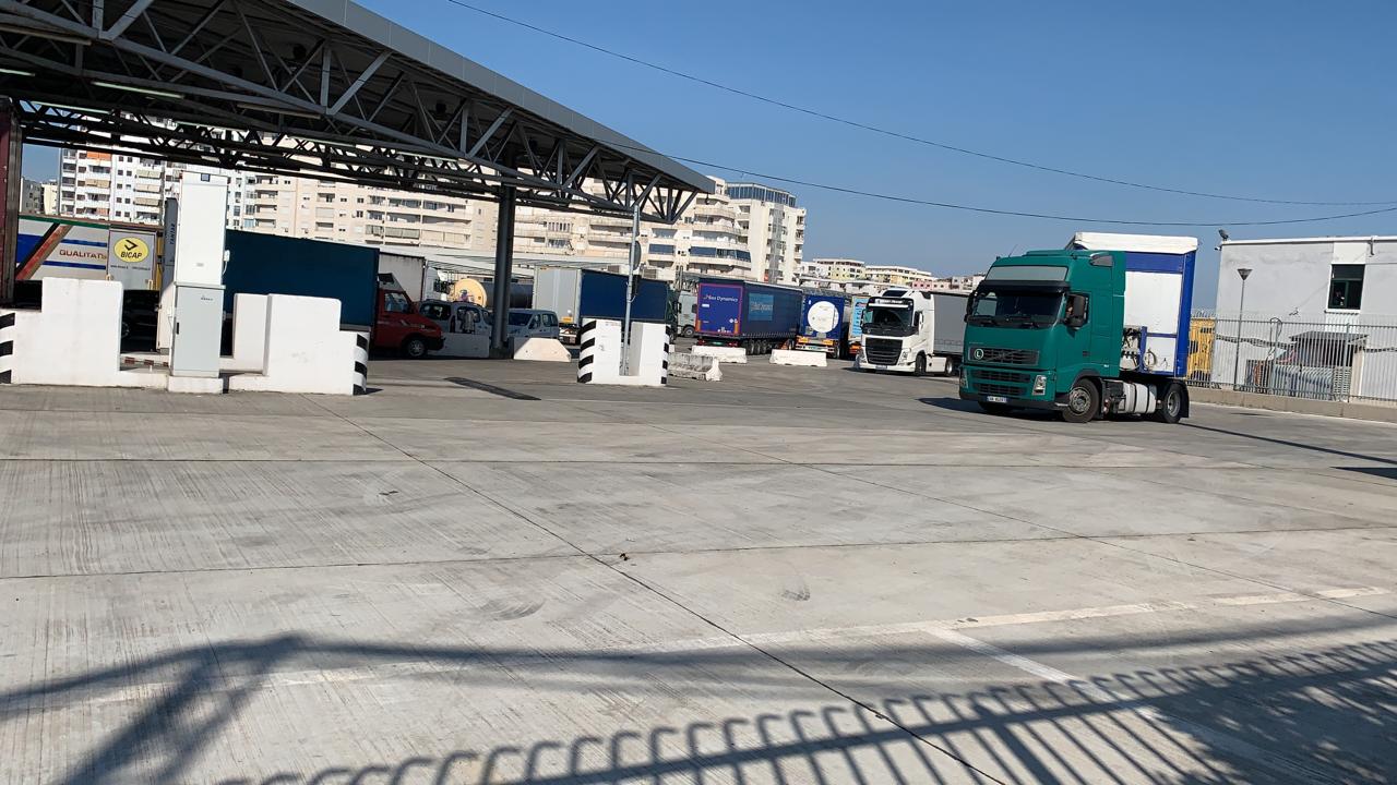 DETAJE/Mbërrijnë nga Italia 380 shqiptarë, pritet të vijë një tjetër traget në Durrës