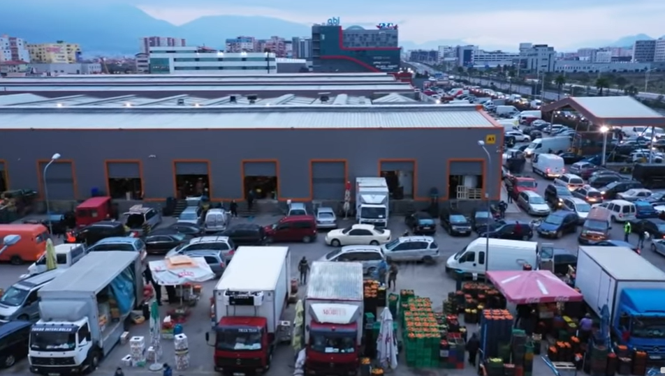 Policia e Shtetit, sërish rradhë për leje lëvizjeje, aplikime pa fund