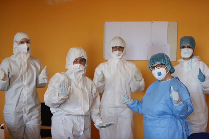 Manastirliu jep shifrat e fundit: Sa mjekë dhe infermierë shërohen nga COVID-19