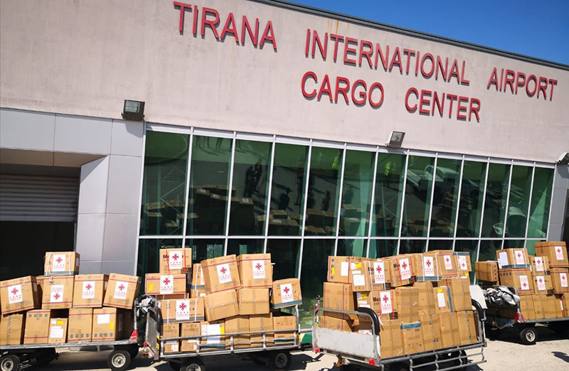 Koronavirusi/Lista e plotë e materialeve që Kina i dhuroi Shqipërisë