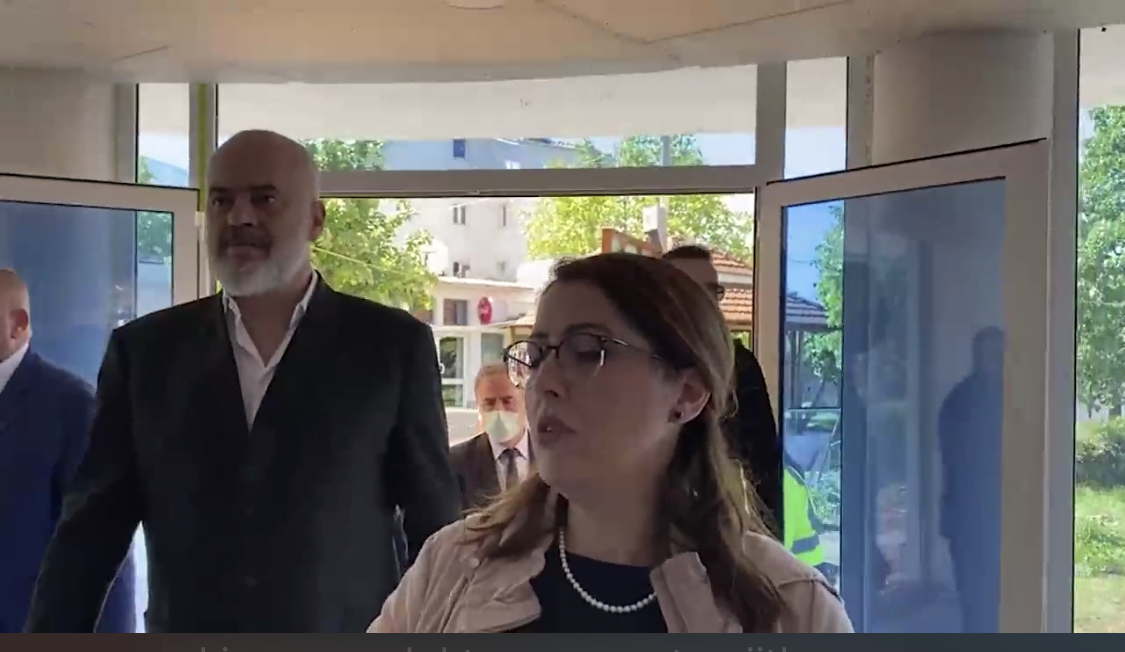 Qytetari Rames: “Do investojme per nje psikolog se ke pjer**ur  komplet!”. Si u pergjigj Rama