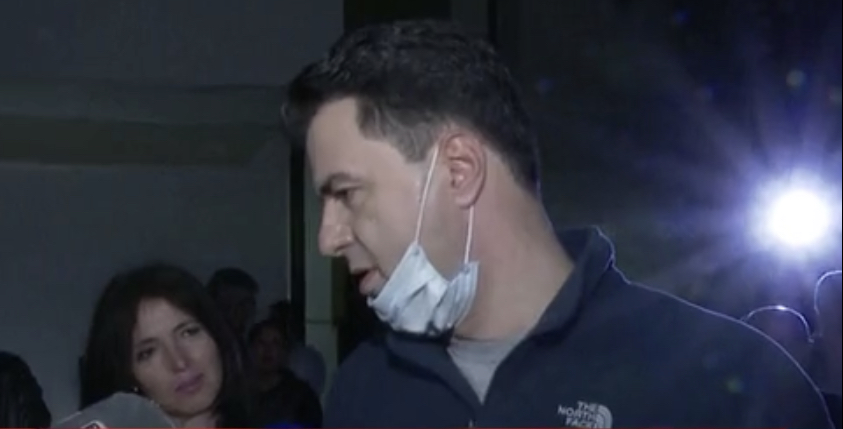 Basha te Teatri: Qeveria nisi shembjen atehere te Astiri ne 5 te mengjesit