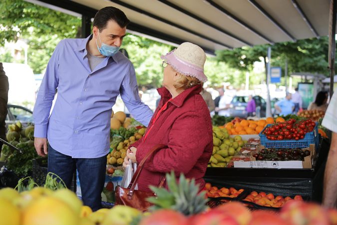 FOTO/”Rama na mbyll me urdhra ‘Fb’-je”, Basha-bizneseve: E paligjshme, bashkë do bëjmë ndryshimin