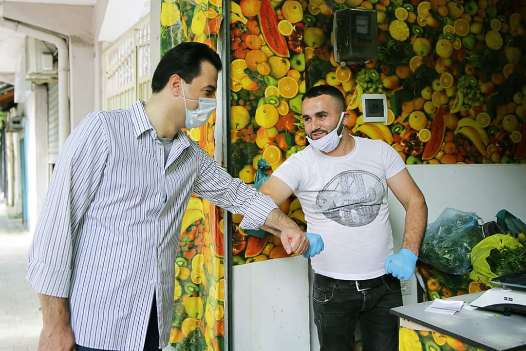 Basha takon qytetarët: Bizneset drejt falimentimit, mbi 70% e shqiptarëve pa asnjë ndihmë ekonomike