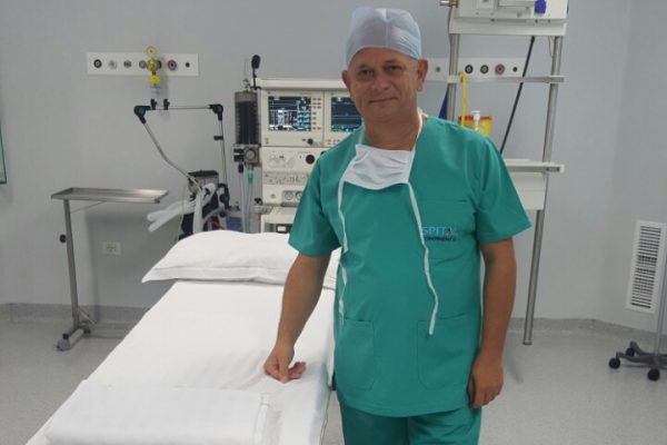 Mjeku i njohur publikon imazhet pulmonare të pacientëve: Koronavirusi në Shqipëri që prej 15 janarit