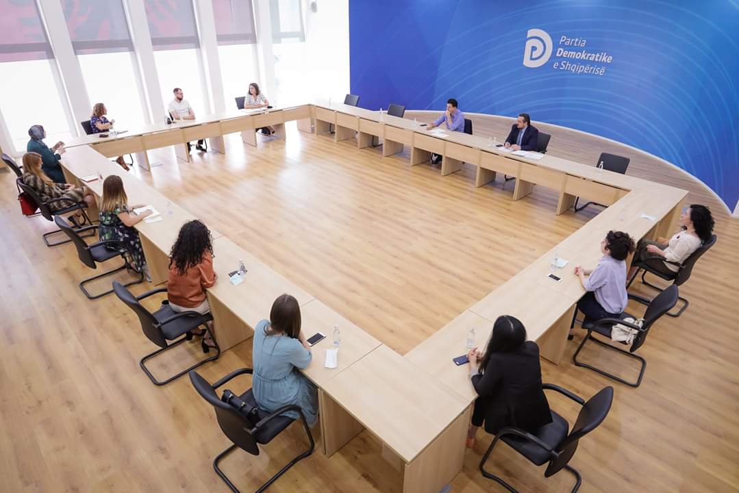 Basha: Gjithcka qe kerkojne te rinjte eshte mundesia