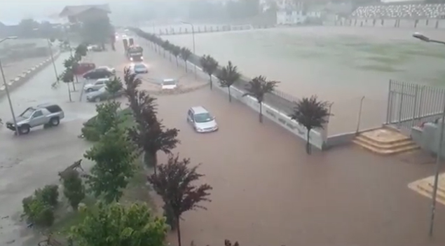 Permbytja e Librazhdit nga disa minuta shi, rezultat i vjedhjes urbane