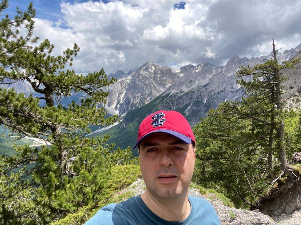 Basha udheton nga Valbona ne Theth, publikon fotot e udhetimit te mahnitshem