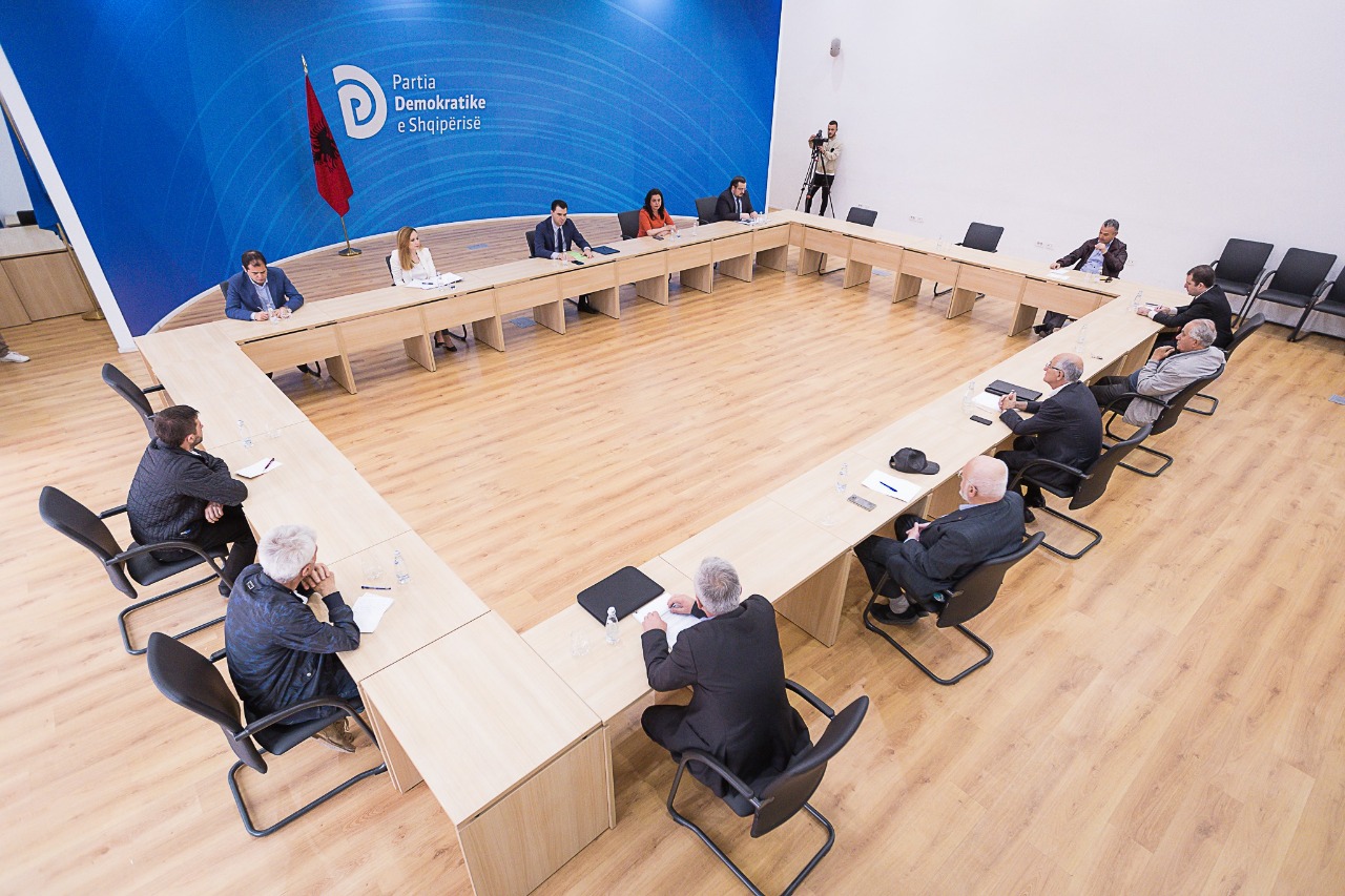 Basha, ekspertet me te mire per hartimin e ligjit te ri te pronave