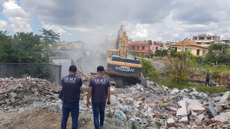 Gjoba milioneshe per guroret dhe inertet