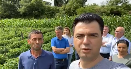 Fermerët në periferi të Tiranës ngrenë zërin, propozimet konkrete të Bashës: Do shfuqizohen kufizimet e shpikura deri tani