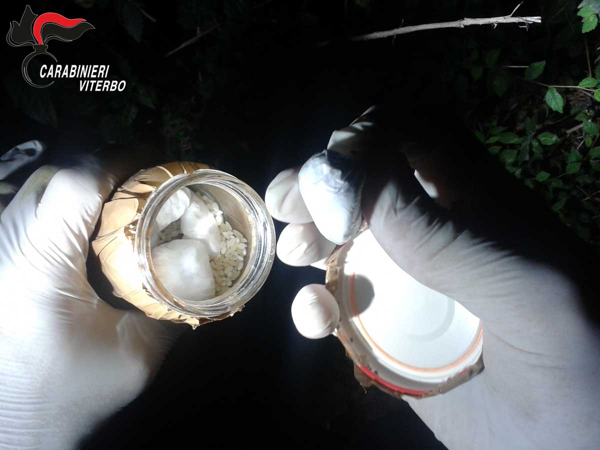 GJYQI/ Banda e shqiptareve, kokaine pa fund me kavanozat me oriz