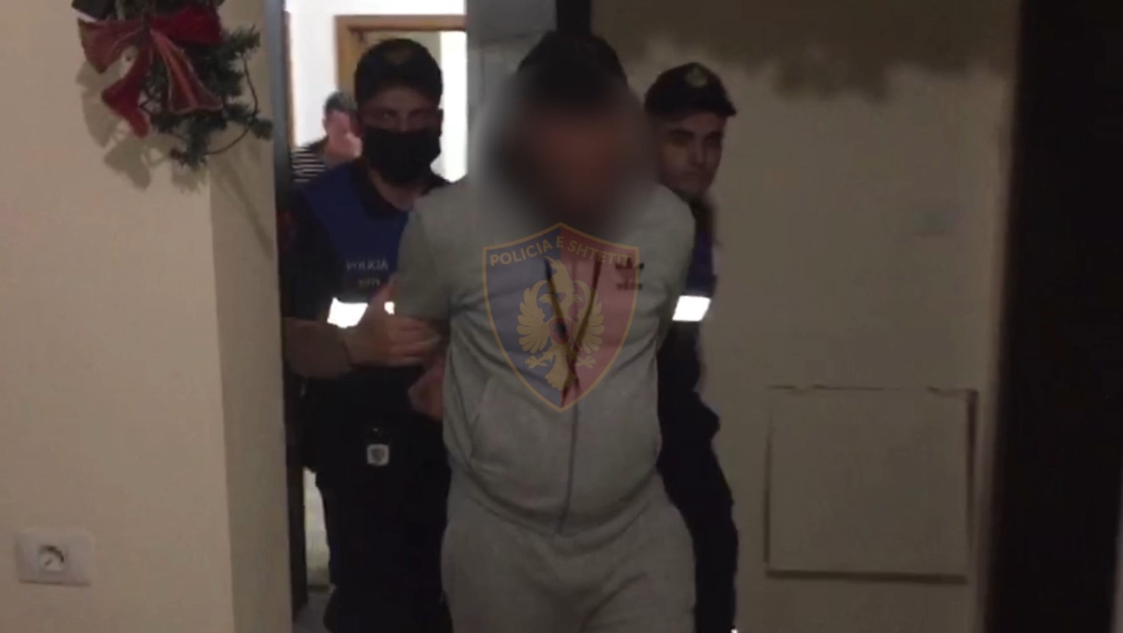 Lihet në burg “banda e Tiranës”, hynë për vjedhur kokainë por ‘Boli’ i dorëzoi në polici