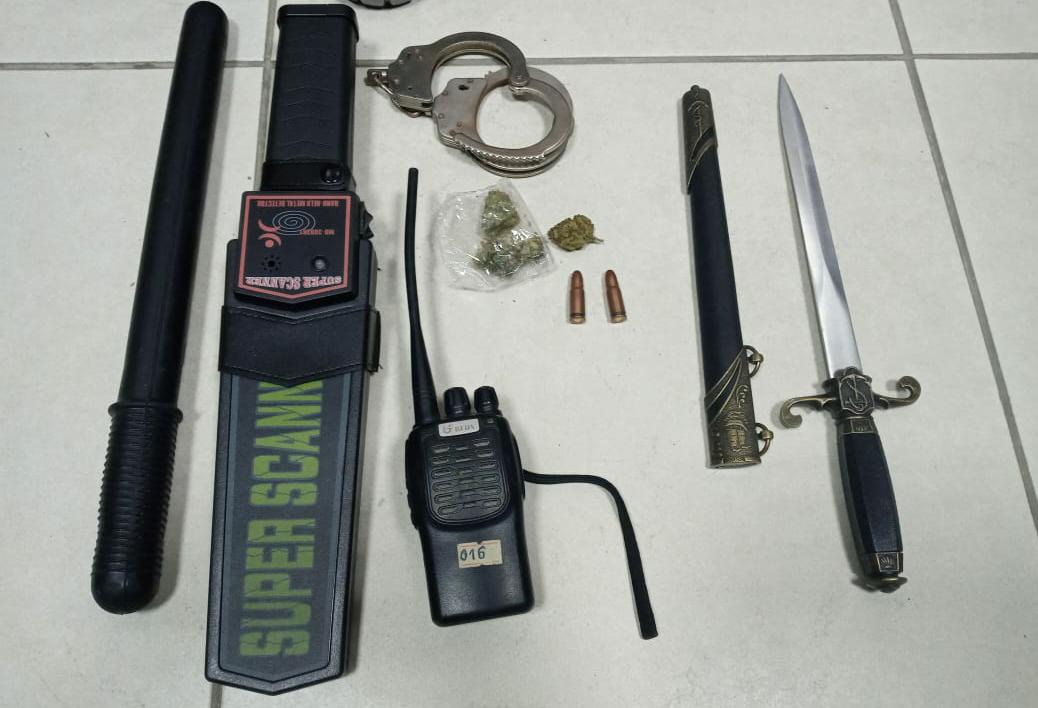 DETAJE/Arrestohet një 30-vjeçar në Pogradec, kontrolli i zbuloi sende si të policisë