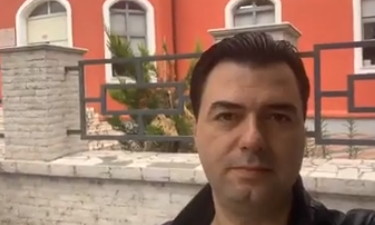 VIDEO/Basha në Elbasan këtë mëngjes, mesazh për maturantët