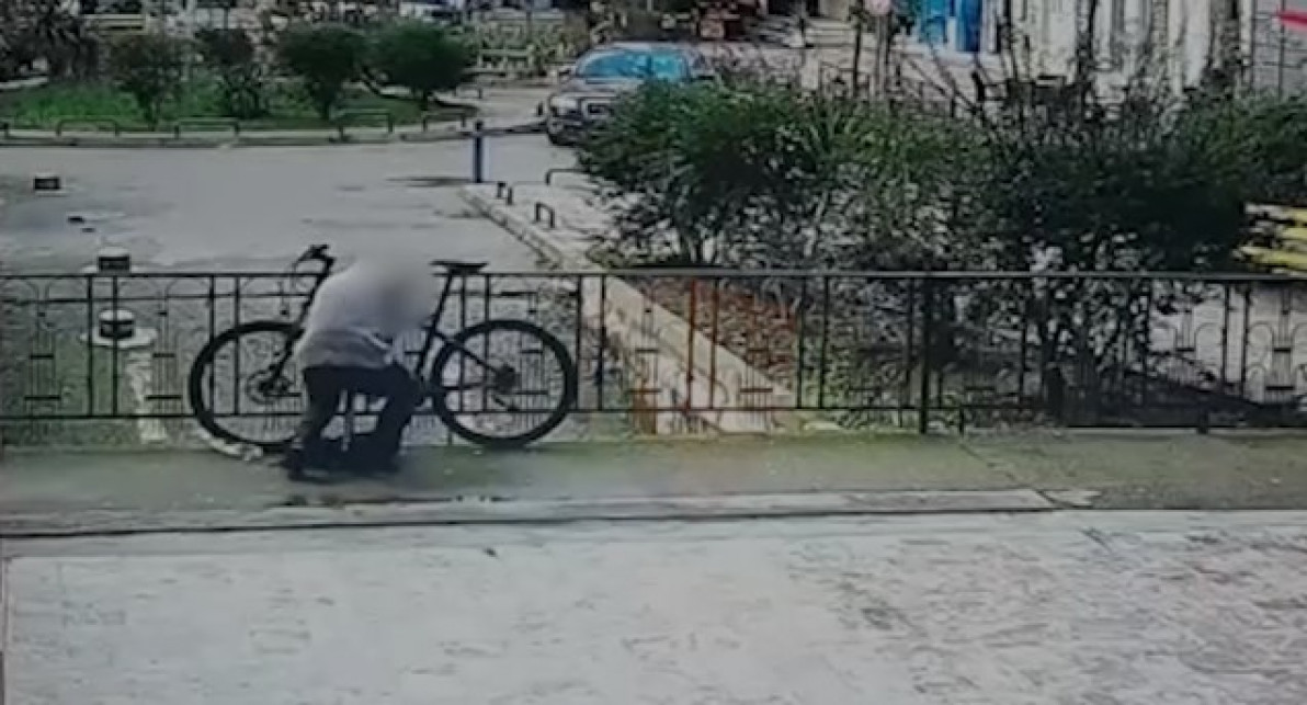 Arrestohet ”maniaku” i biçikletave në Korçë, grabiti disa të tilla gjatë muajit
