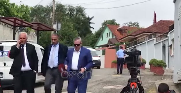 Opozita parlamentare sot tek rezidenca amerikane, Yuri Kim do përpiqet t’i bindë për marrëveshjen