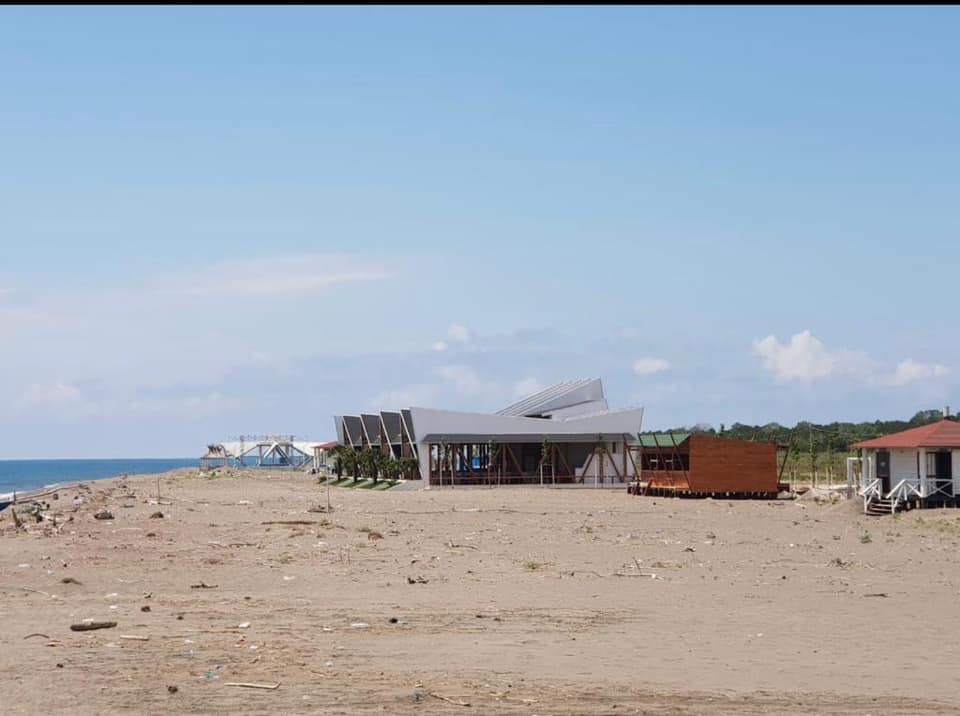 DENONCIMI/Berisha publikon mesazhet nga Velipoja: Ndërtesat e Pëllumb Gjokës, Lucës dhe familjareve të Harushës nuk preken me dorë