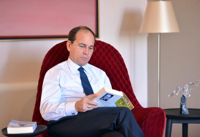 Nishani: Gangsteri ka vendosur të provokojë Perëndimin, NATO, BE dhe shqiptarët me modelin putinian