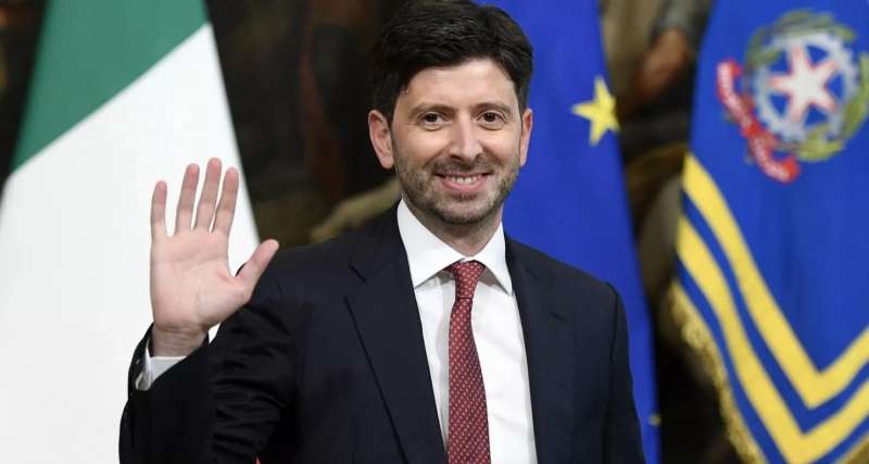 Pas Austrisë edhe Italia e mbyllur për shqiptarët deri në fund të korrikut