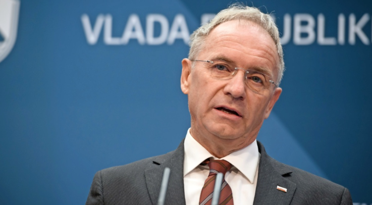 Skandali me pajisjet mjekësore në Slloveni: Arrestohet ministri i Ekonomisë, dorëhiqet ai i Brendshëm