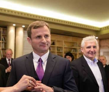 Kryebashkiaku i Mirditës infektohet me Covid-19, prej një jave i karantinuar