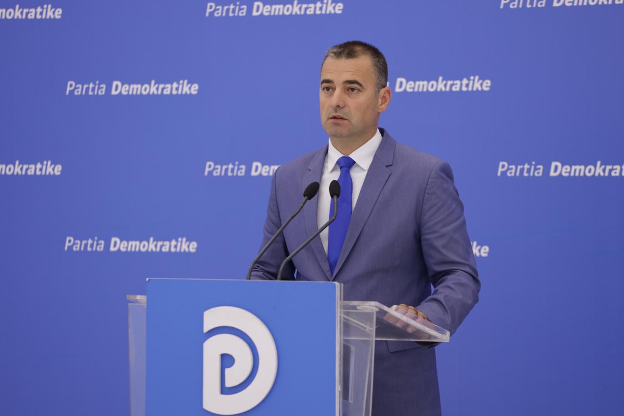 “Milot-Fier vjedhje e madhe”, PD: Balluku dhe Rama 6 fishuan koston për të rritur çmimin e kalimit në rrugë