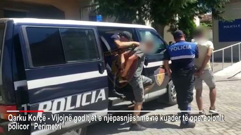 Transport emigrantëve drejt Tiranës kundrejt pagesave, prangosen tre persona