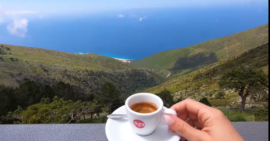 Rama thumbon që në mëngjes: Fundjavë mbrëmjesh me muzikën e natyrës në bregdet